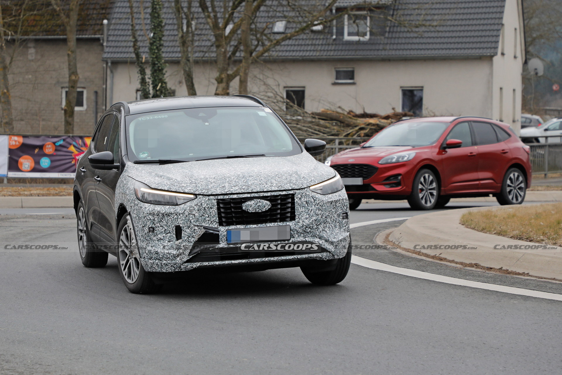 2023 Ford Kuga / Escape Facelift Spied Alongside The Current Model ...