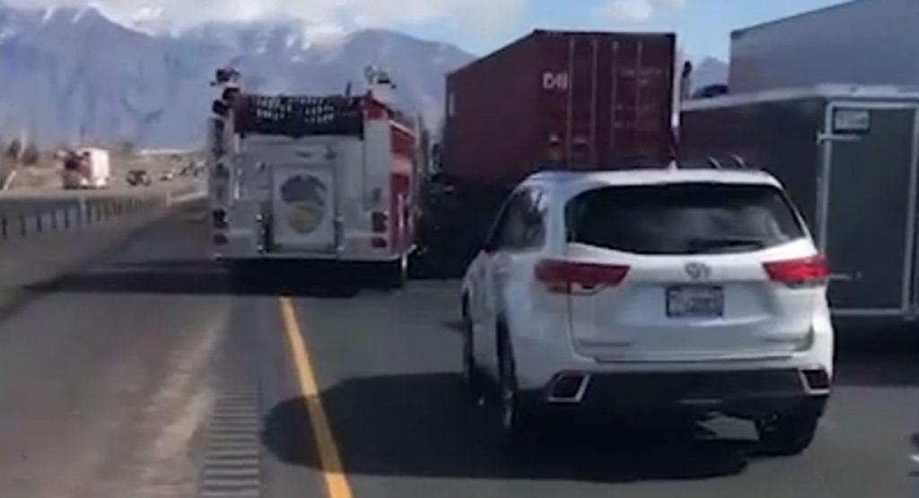  Fire Truck Crashes Into Nine Vehicles While Responding To Earlier Accident