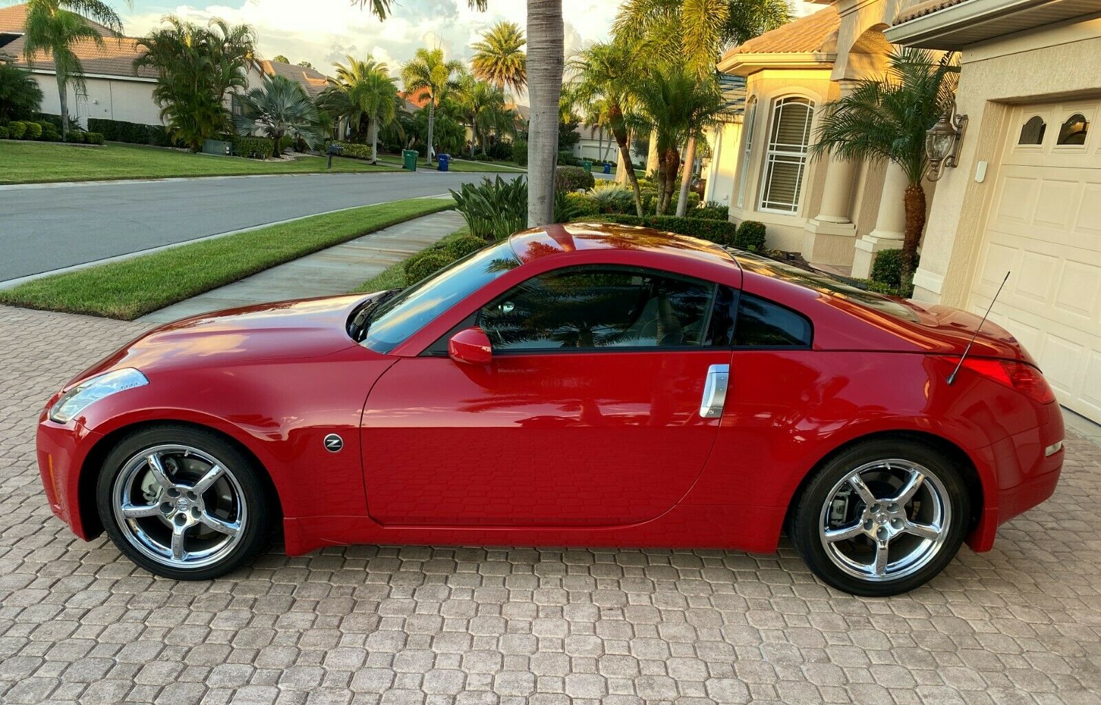 This Pristine 2007 Nissan 350Z Has Only Been Driven 2,138 Miles | Carscoops