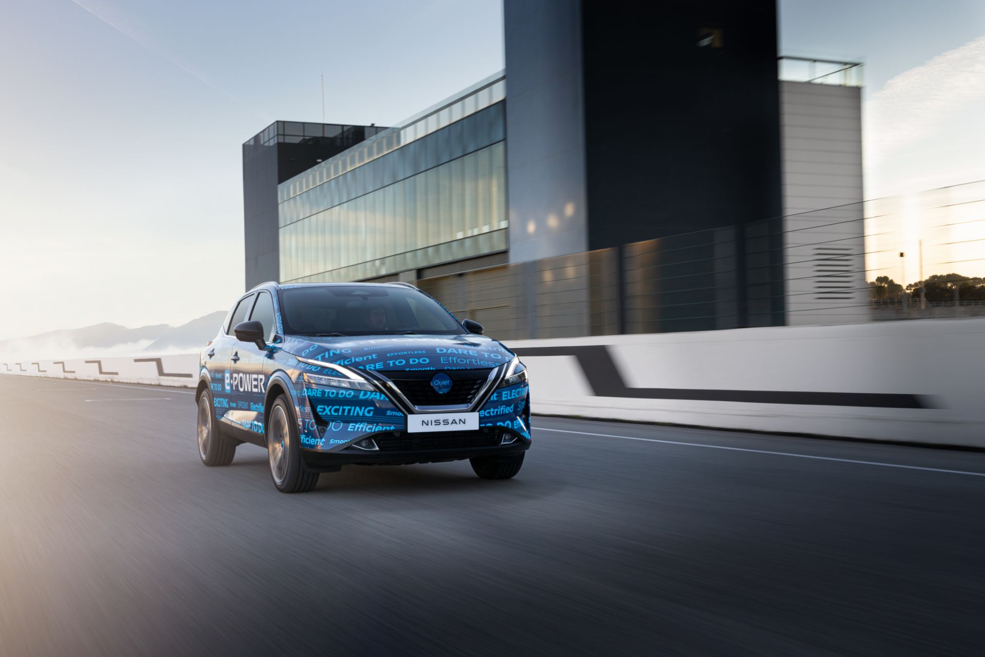 New Nissan Qashqai E-Power Hybrid Detailed With 188 HP Electric Motor ...