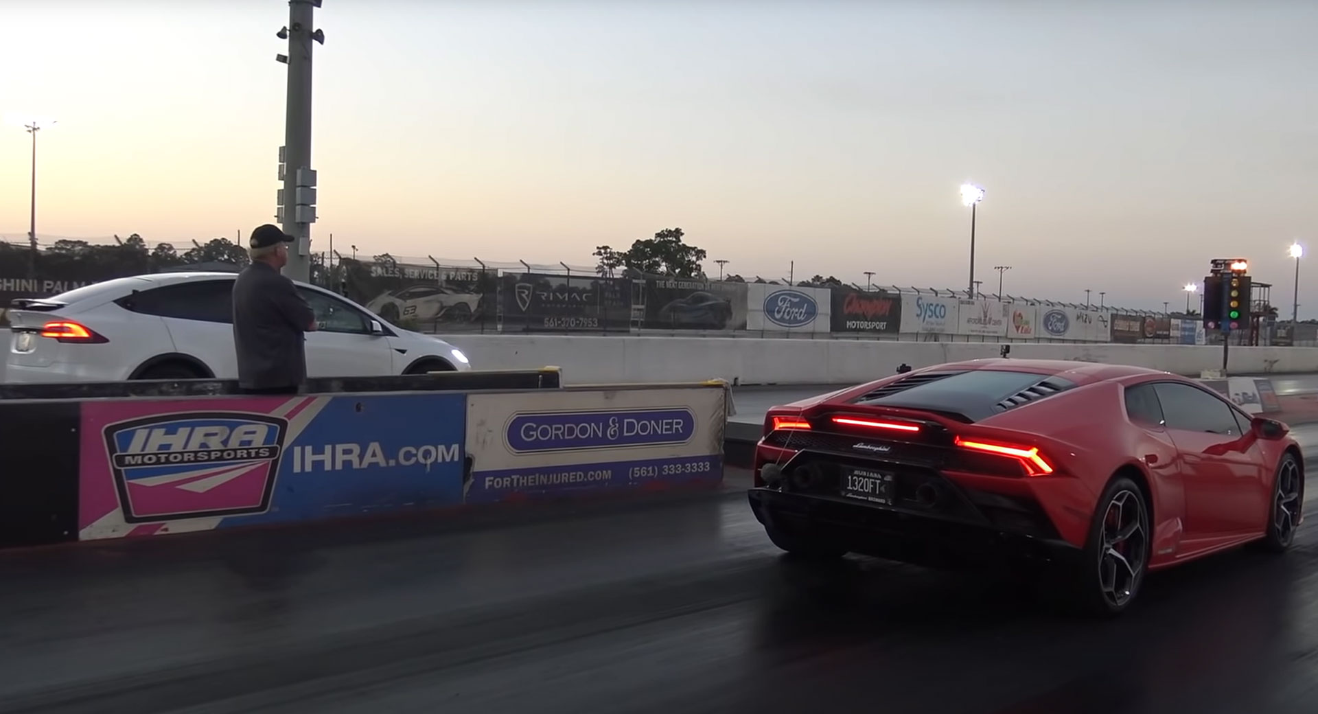 Tesla plaid deals vs lamborghini