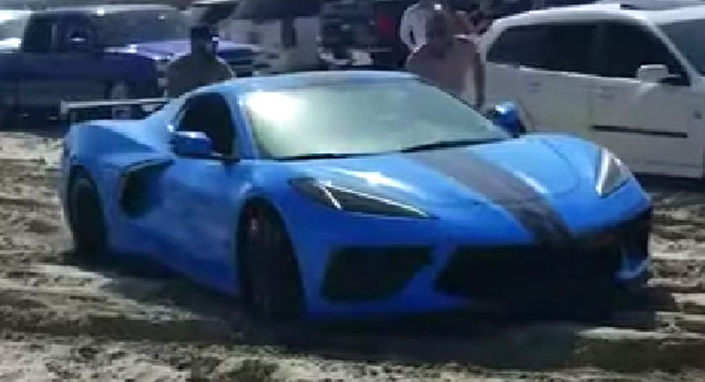  Nobody Said The C8 Corvette Was A Good Off-Roader But A Texan Proved It’s A Bad One Beaching It