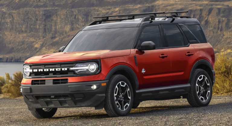 Risk Of Engine Fire Leads To Recall Of 345,000 Ford Escapes And Bronco ...