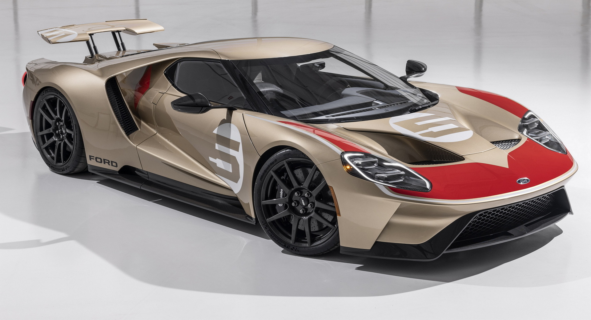 Ford Bringing New Heritage Edition GT Celebrating Holman Moody To New