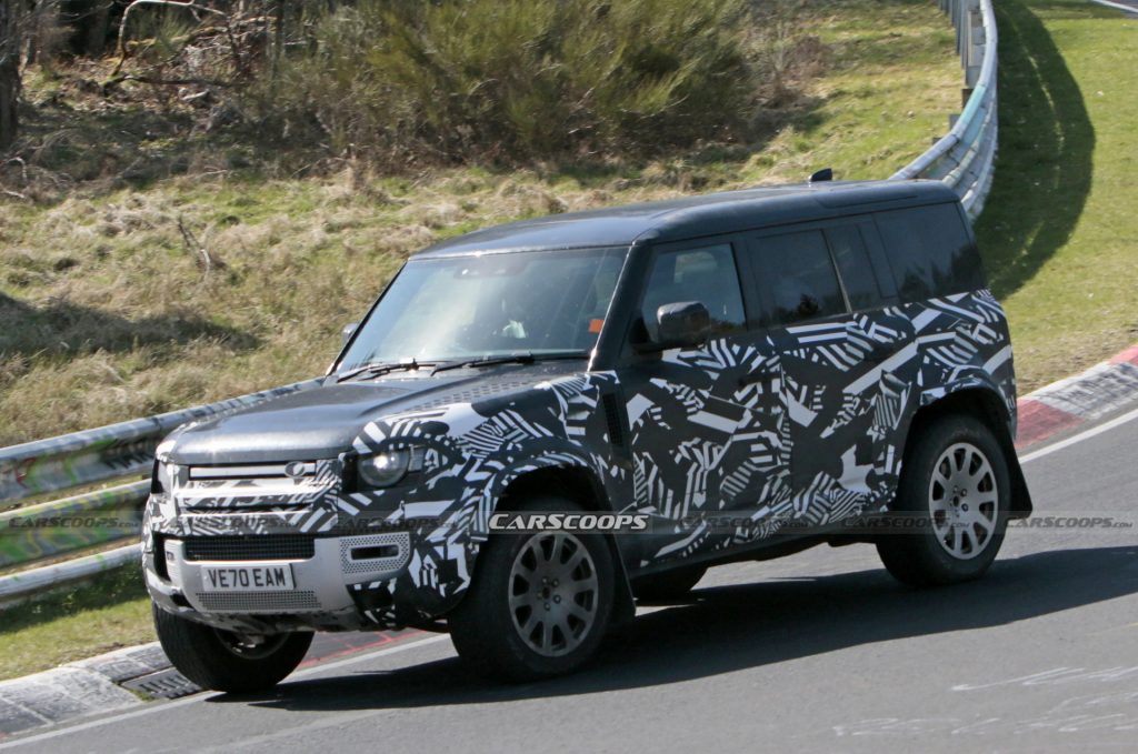 Wild Land Rover Defender SVX / SVR V8 Spied Flexing Its Muscles On The ...