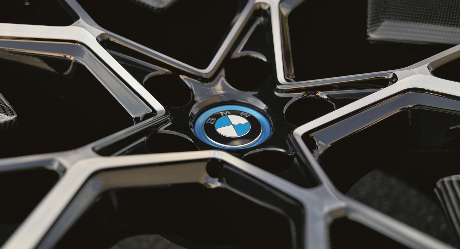 BMW And Mini Will Only Use Green Power To Make Aluminum Wheels Starting   BMW Recycled Aluminum Wheels 2024 4 