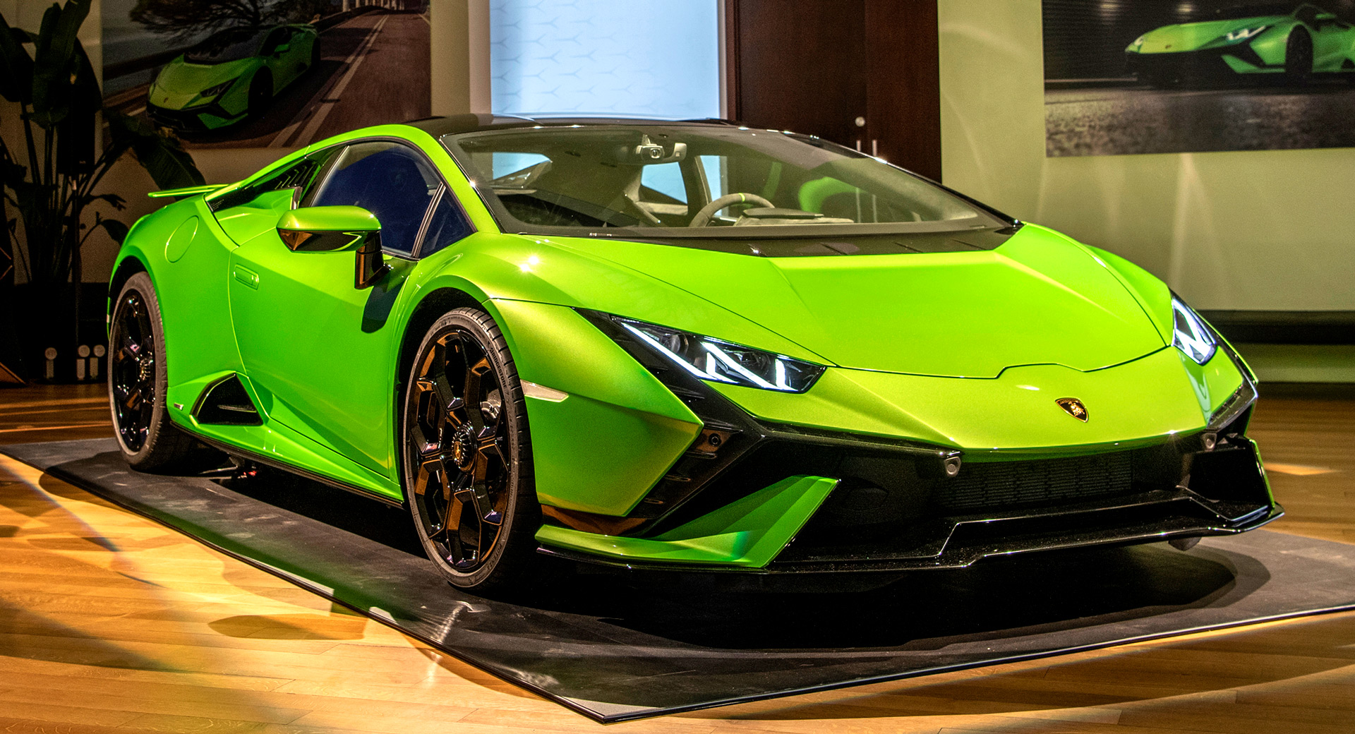 631-HP Lamborghini Huracan Tecnica Is A RWD Evo With A Sprinkle Of STO |  Carscoops