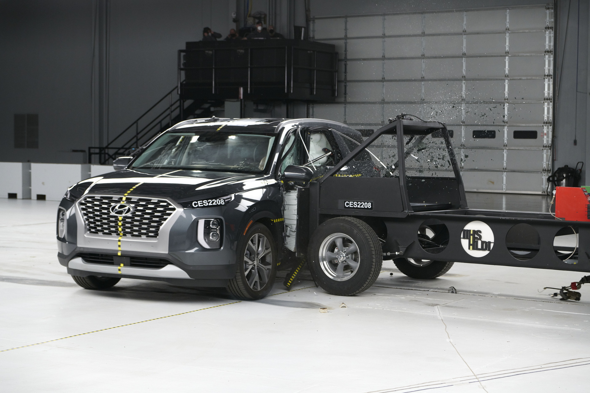 VW ID.4 Excels While Jeep Wrangler Struggles In New, Harder IIHS Side ...