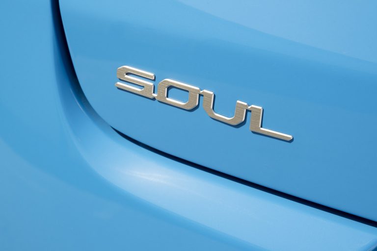 2023 Kia Soul Debuts With A Tweaked Face, Turbo And X-Line Trims ...