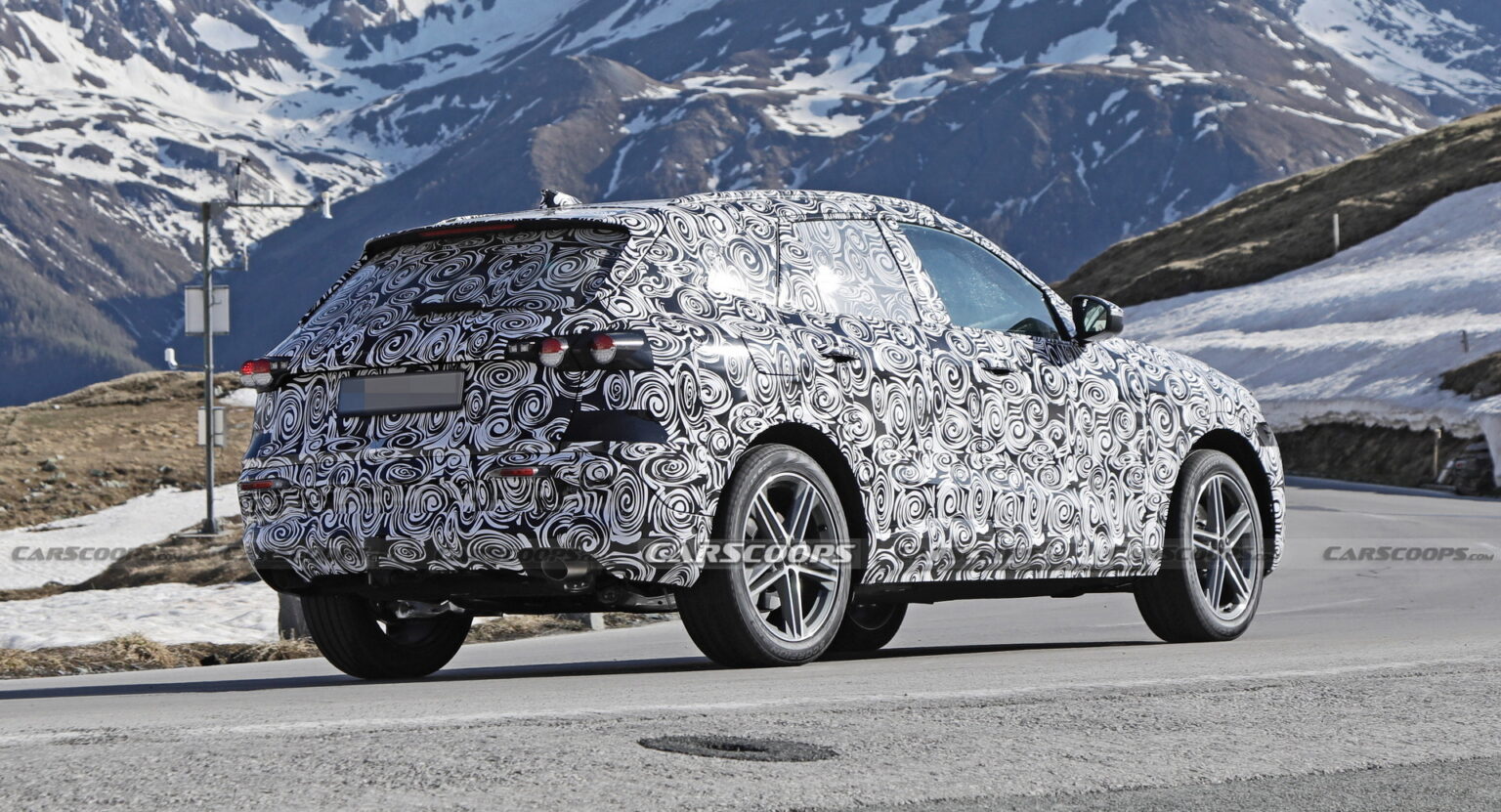 2025 Audi Q5 Spied Camouflaging Its Comprehensive Changes Carscoops