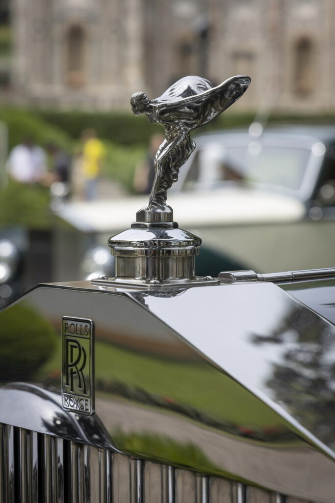 Rolls-Royce Boat Tail struts its uber-opulence at Villa d'Este - CNET