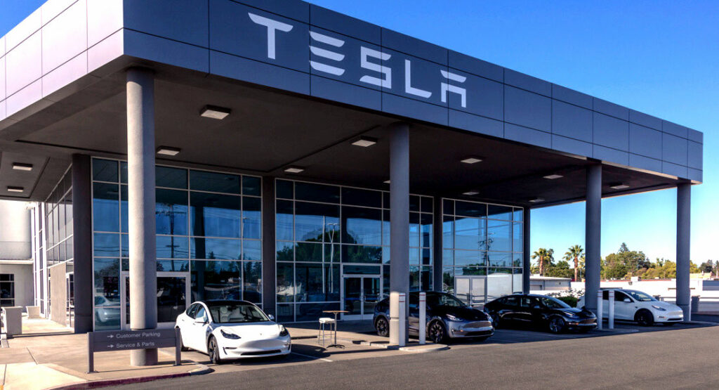  Untrained Tesla Employees Allegedly Being Used To Service Vehicles Faster, Claims Report