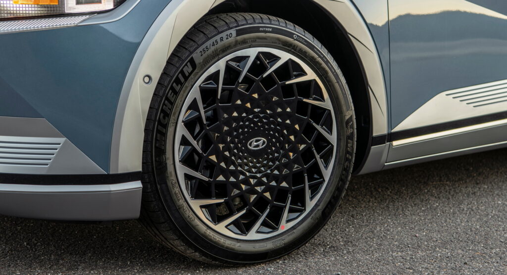 Hyundai, Michelin extend partnership for EV tire development