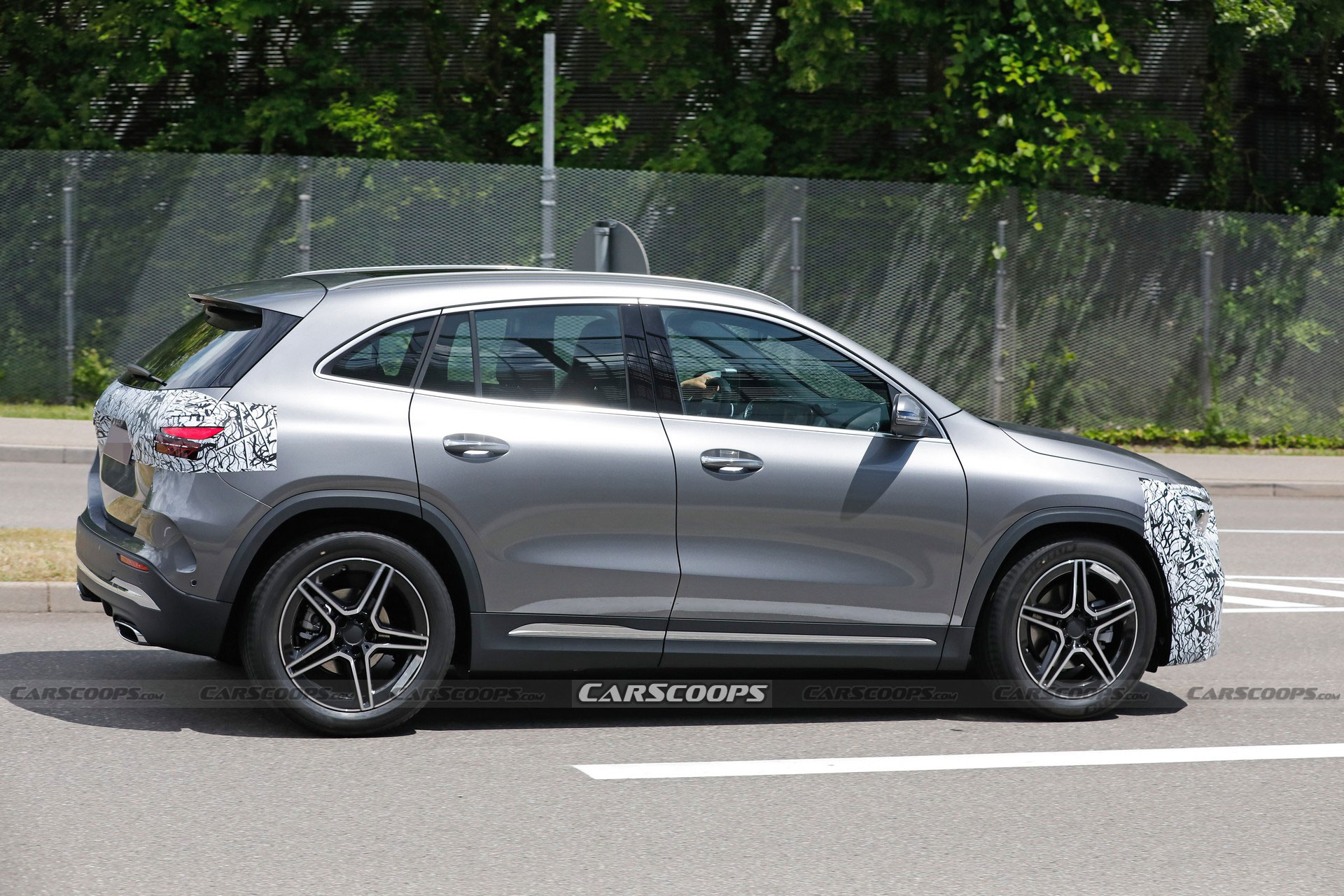 Facelifted Mercedes GLA Spied With Minor Updates | Carscoops