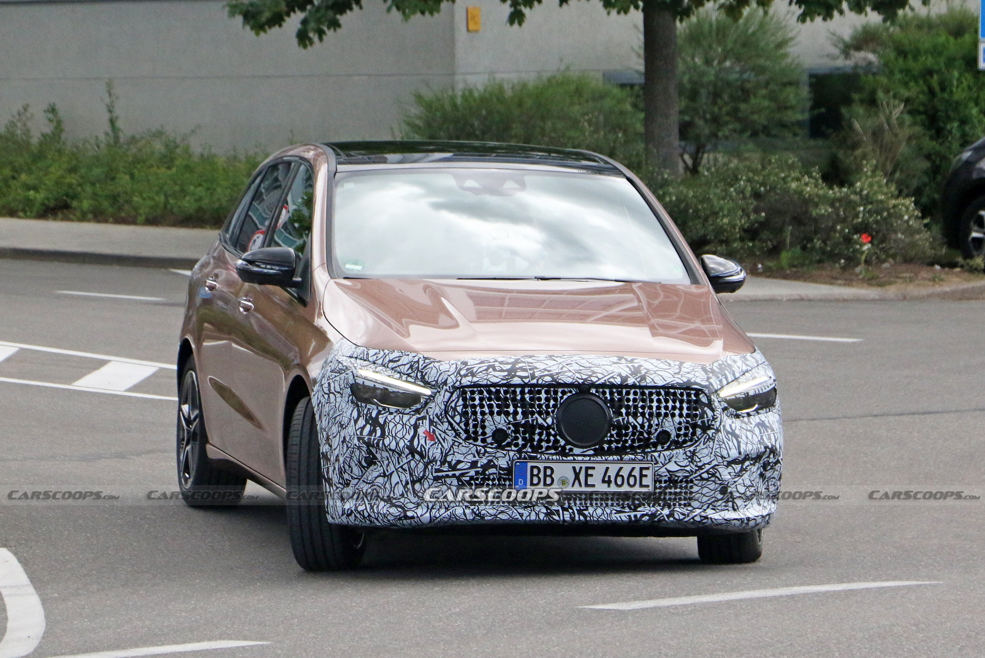 Mercedes B-Class Facelift Spied, Will Probably Be The Last Of Its Kind ...