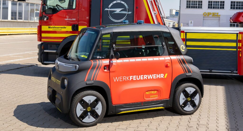  Opel’s Tiny Rocks-e EV Joins The Fire Brigade In Germany