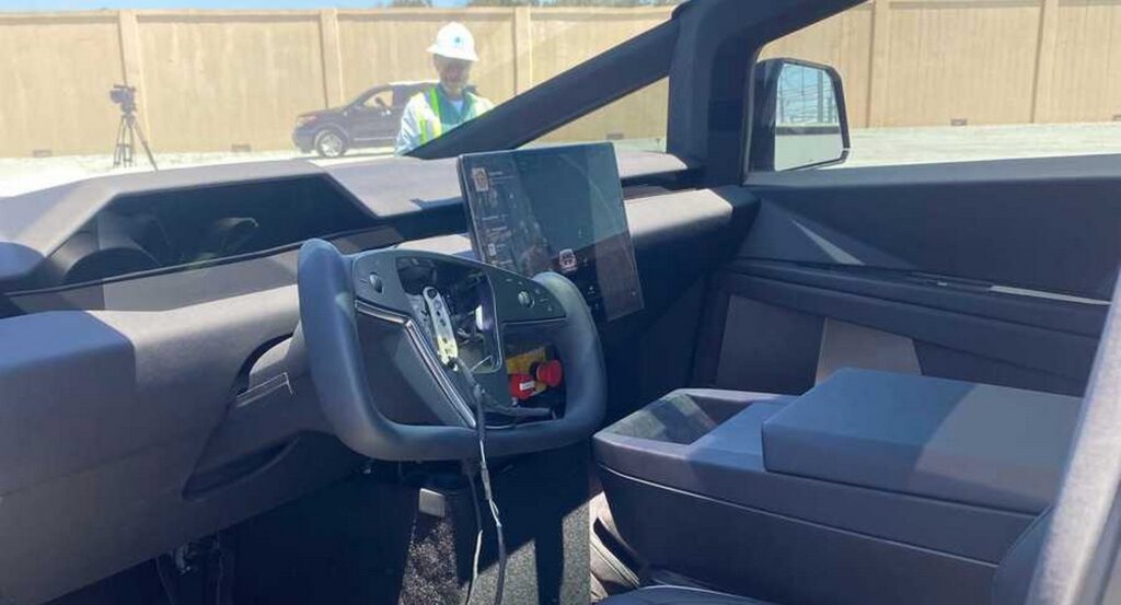 Check Out The Latest Tesla Cybertruck Prototype's Interior With An  Independent Instrument Cluster | Carscoops