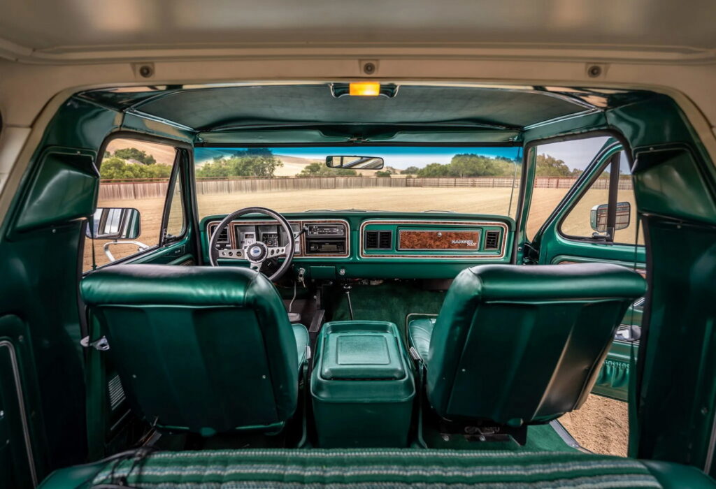 This Classic 1974 Ford Bronco Has Got A Coyote V8 Under Its Hood ...