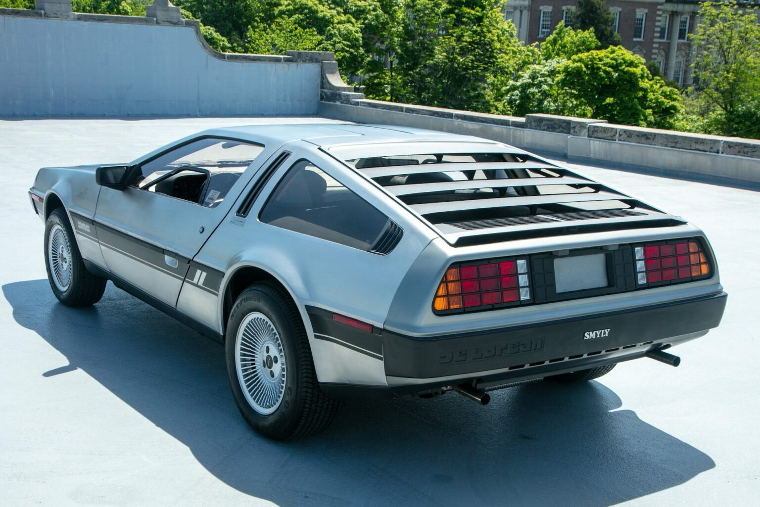 Back To 1985? This 569-Mile DeLorean Will Take You Back To ’81 | Carscoops