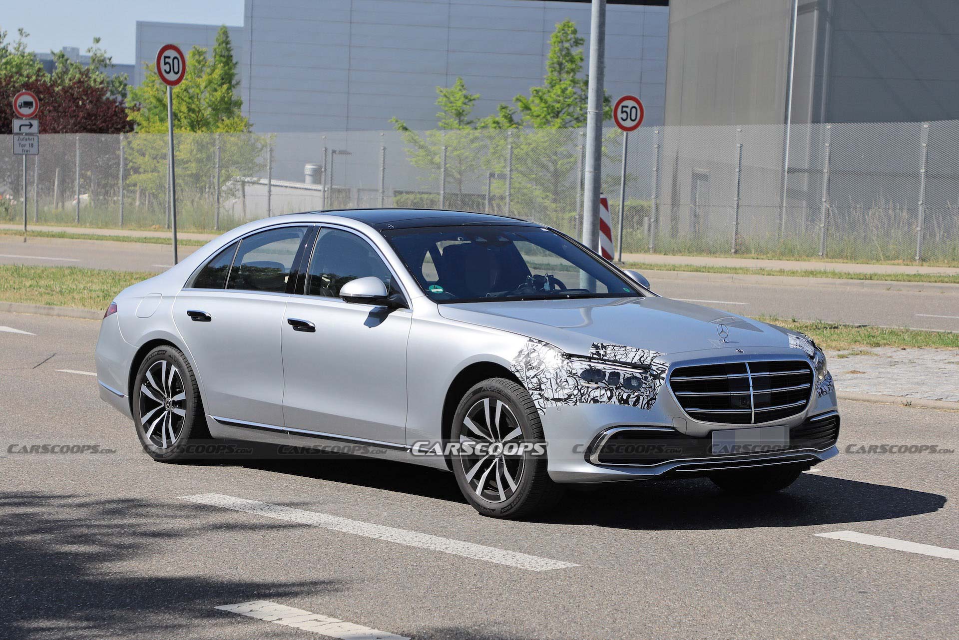 HardToSpot 2024 MercedesBenz SClass Update Should Keep 2022 Owners