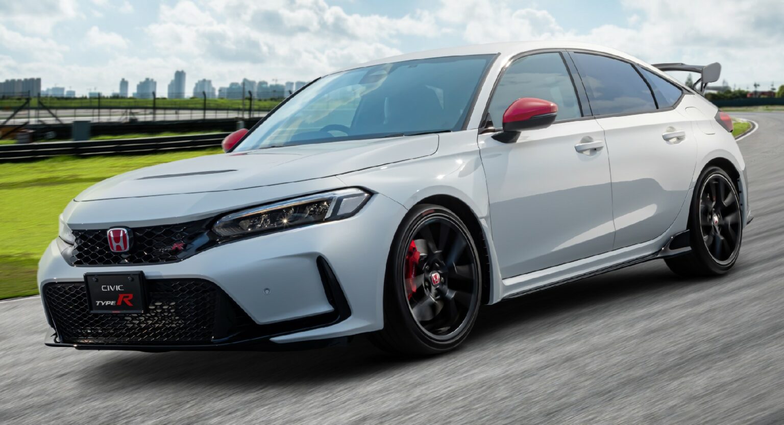 2023 Honda Civic Type R Gets Its First Official Accessories, Including