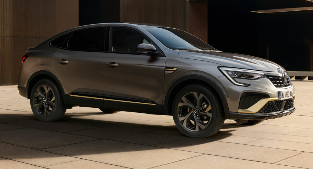 Renault Arkana Production Model Debuts As Affordable Coupe-SUV