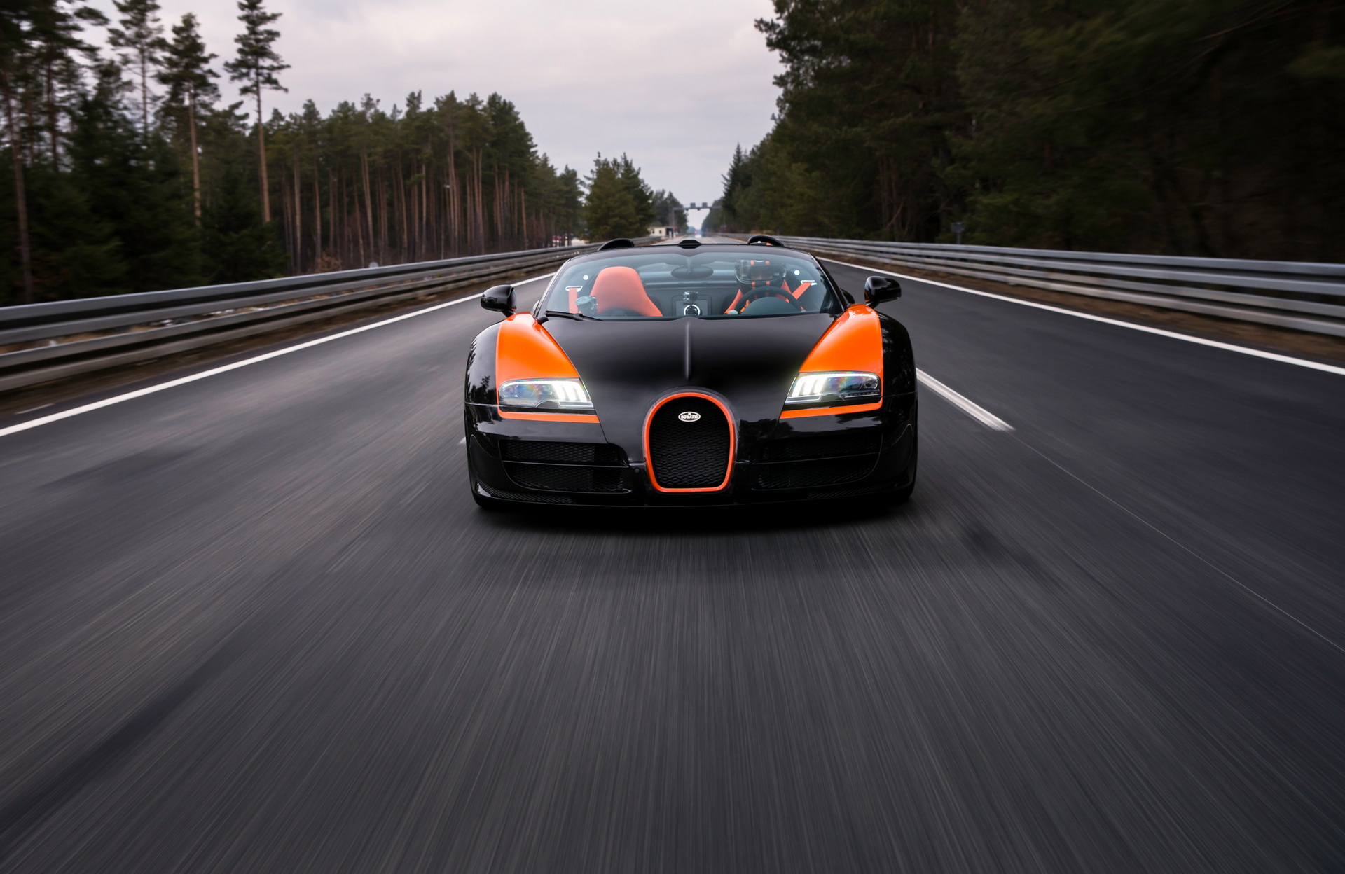 10 Years Later, Bugatti’s Veyron 16.4 Grand Sport Vitesse Remains The