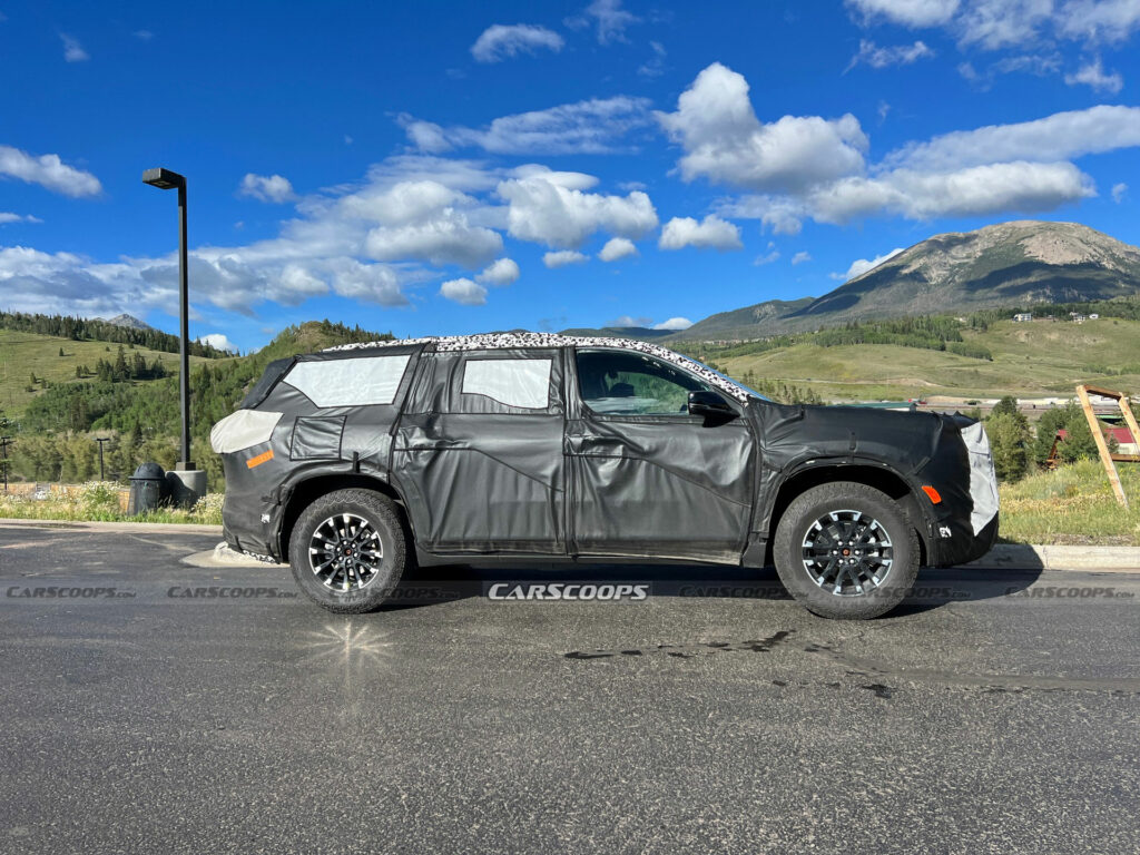U Spy The 2024 Chevrolet Traverse And GMC Acadia In Colorado Carscoops