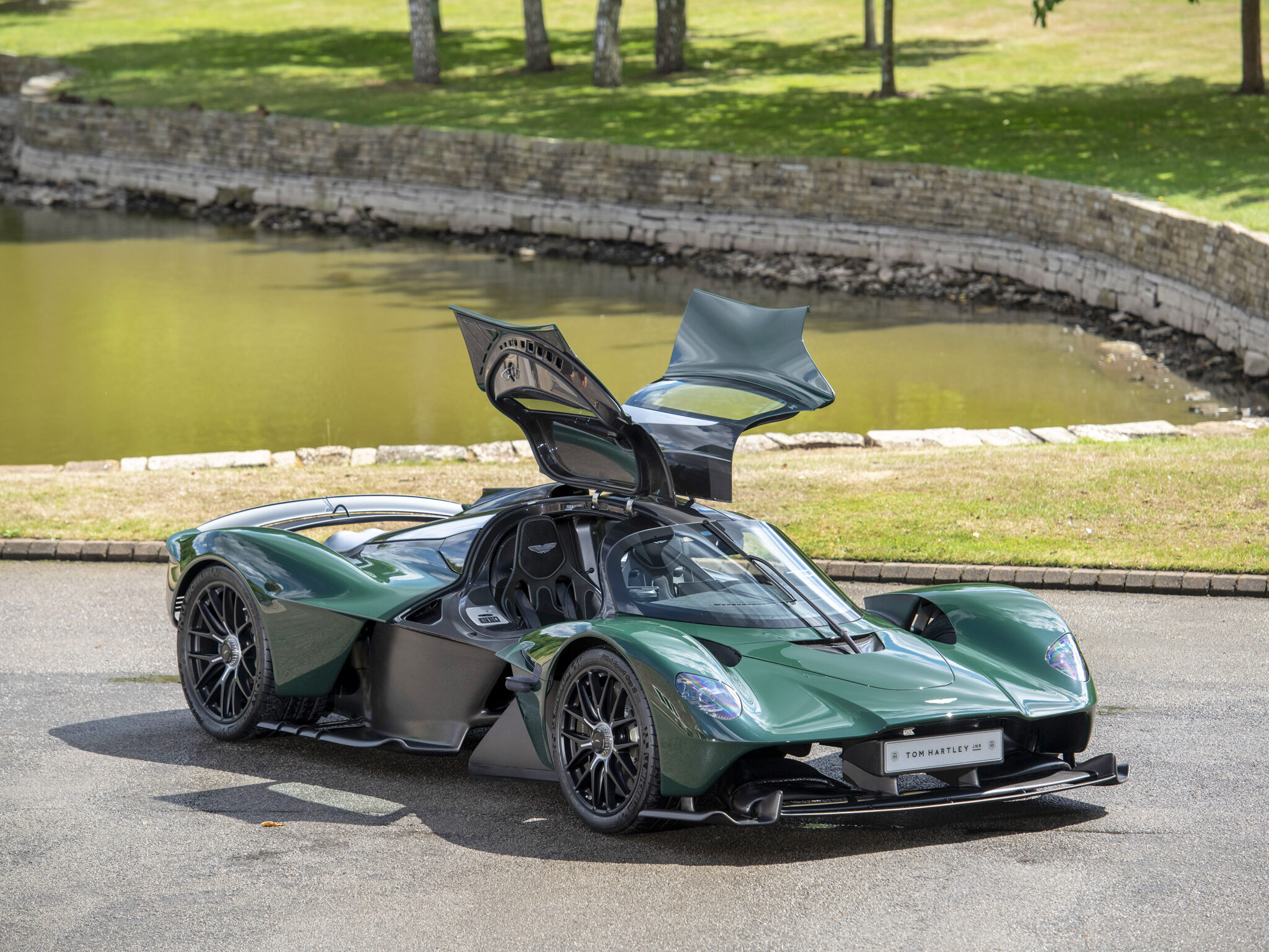 This Insane Aston Martin Valkyrie Just Sold On The Used Car Market ...