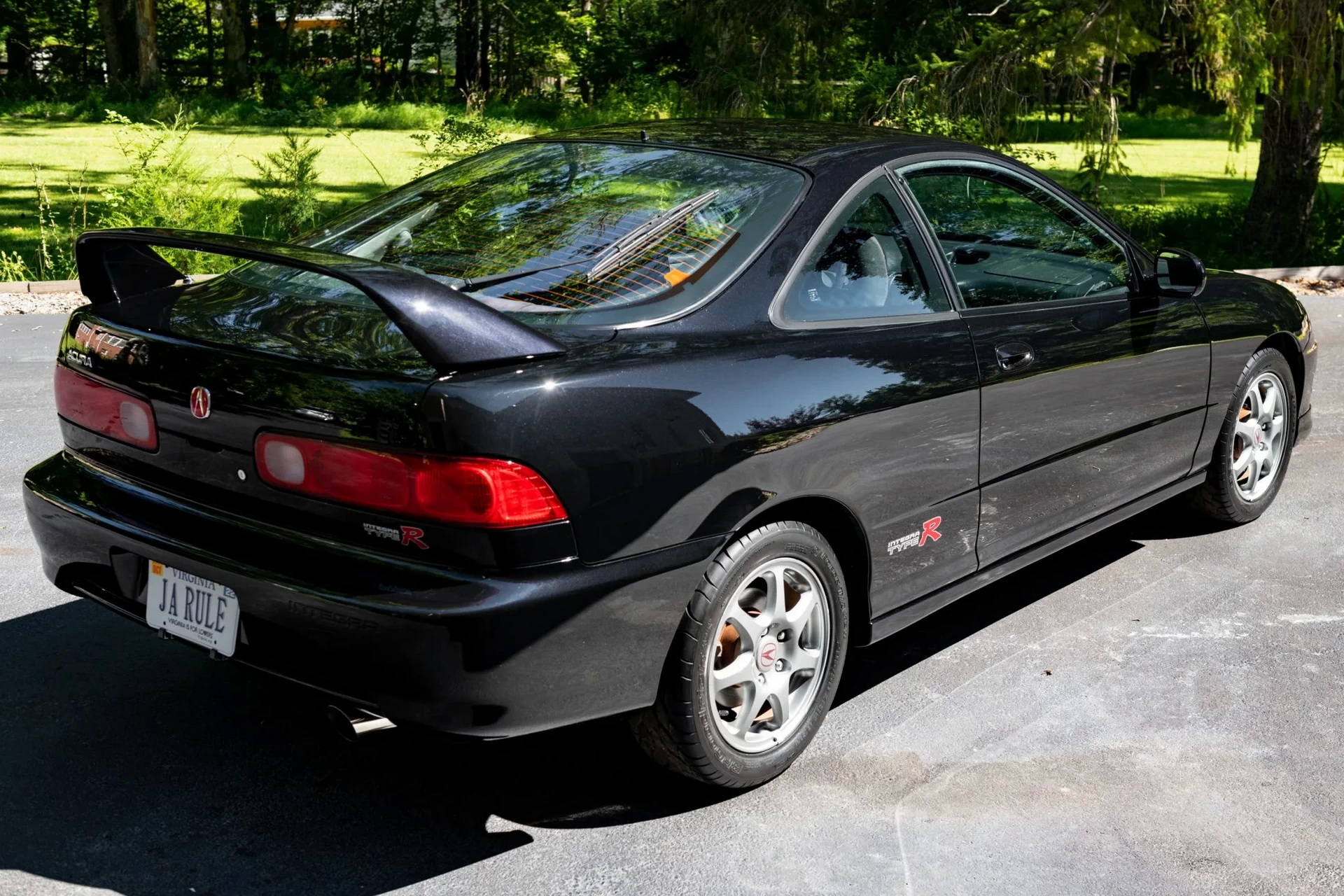 Someone Paid $73,000 For A 19k Mile 2000 Acura Integra Type R | Carscoops