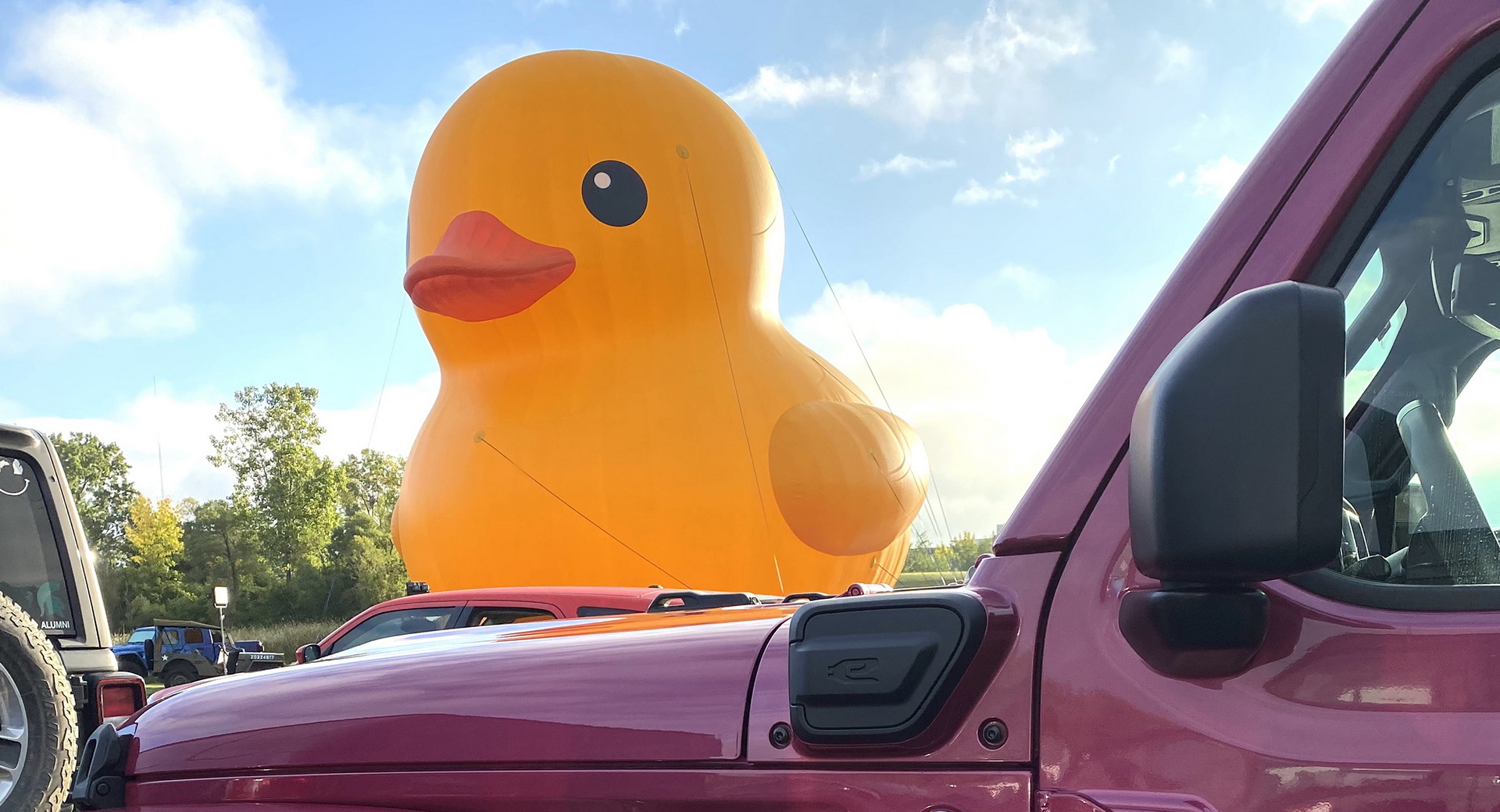 Ducking Huge! Jeep Bringing The World’s Largest Rubber Duck To Detroit