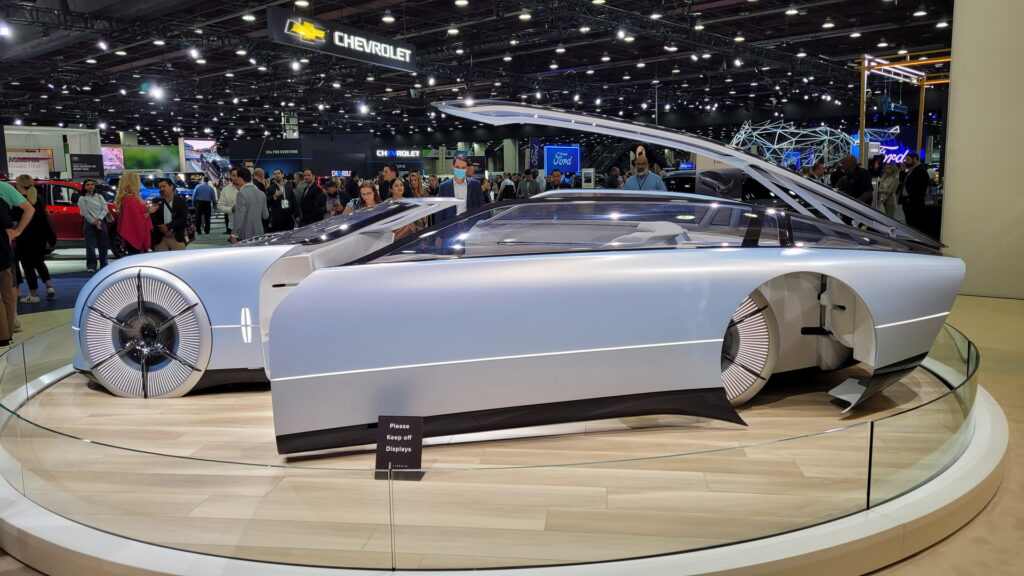 Lincoln Model L100 Concept Is an Autonomous Ultra-Luxury EV