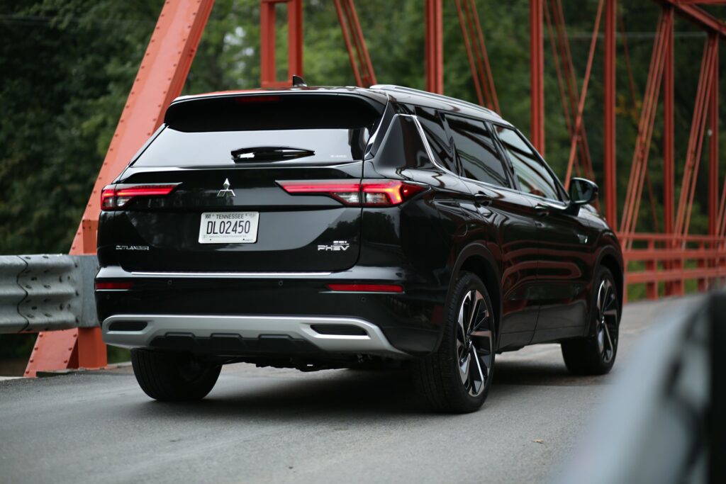 2023 Mitsubishi Outlander PHEV 21 1024x683 - Auto Recent