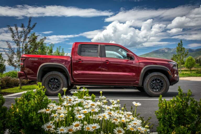 Nissan Jacks Up 2023 Frontier Prices, Now Starting At $29,120 | Carscoops