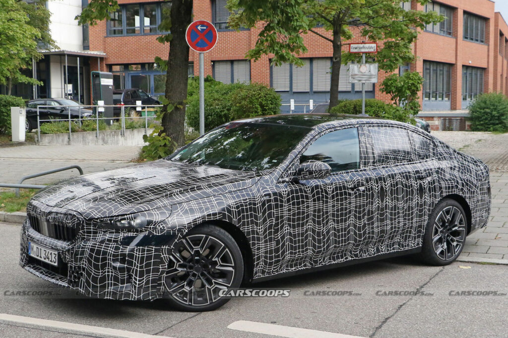 2024 BMW 5-Series Continues Its Striptease And Gives Us A Better Look ...