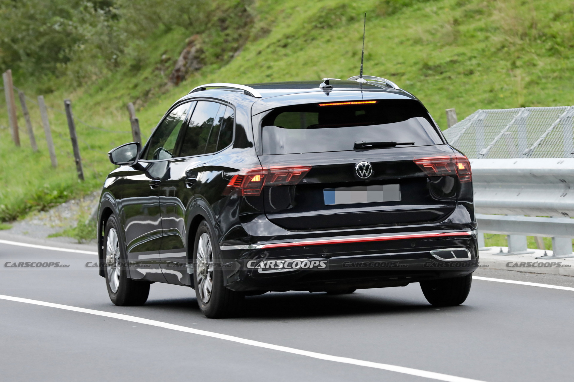 2024 Volkswagen Tiguan Shows Off Redesigned Body For The First Time