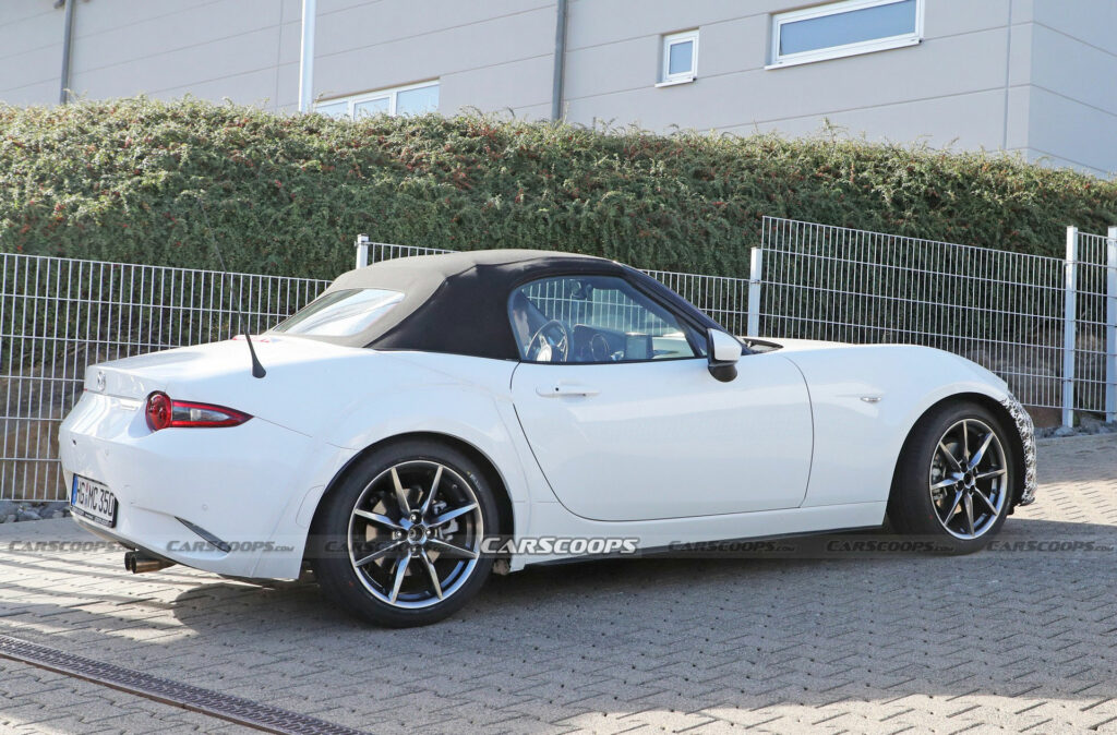 Next-Gen 2026 Mazda MX-5 Miata Mule Spied, Should Combine Fun With ...