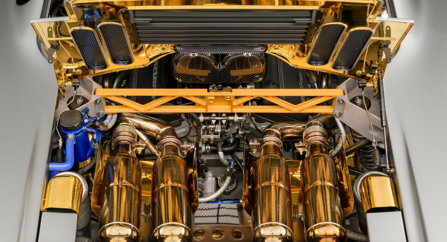 Show Us The Best Looking Engine Bays Carscoops 9737