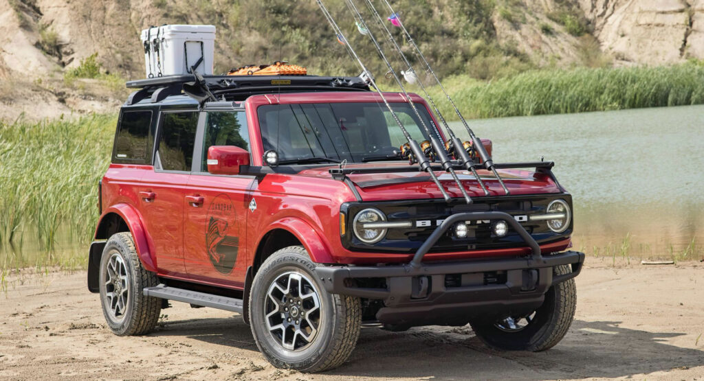  Average Ford Bronco Owner Spends $1,700 On Official Accessories