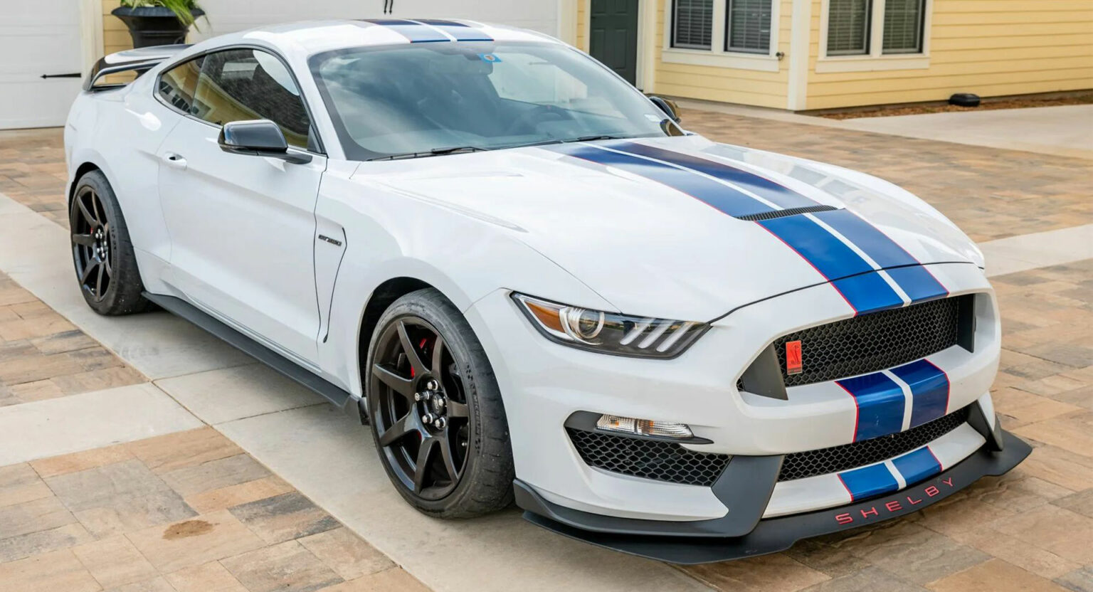 The 2024 Ford Mustang, This Shelby GT350R Is The One You Want