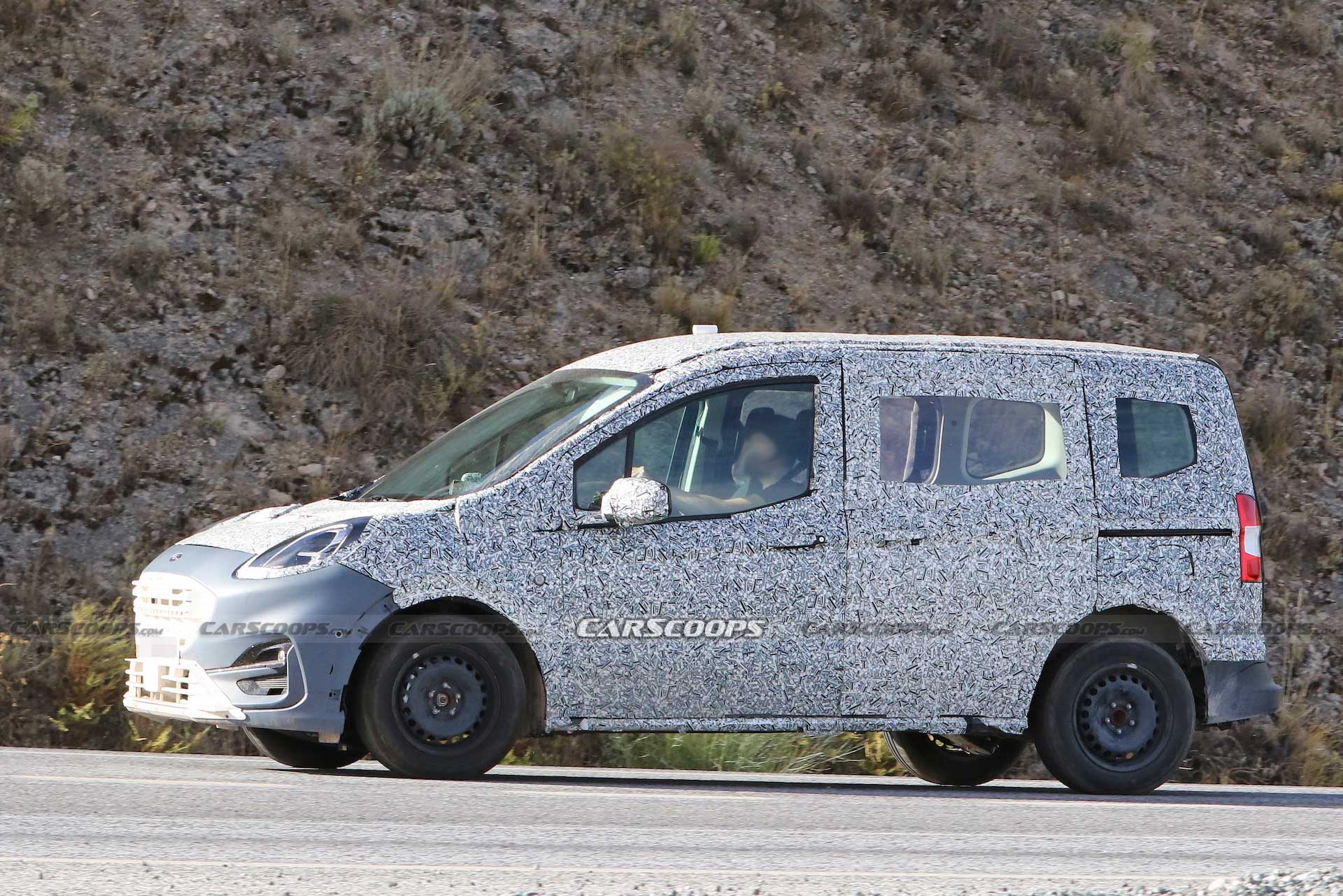 2024 Ford Transit / Tourneo Courier Mule Spotted With Puma Headlights ...