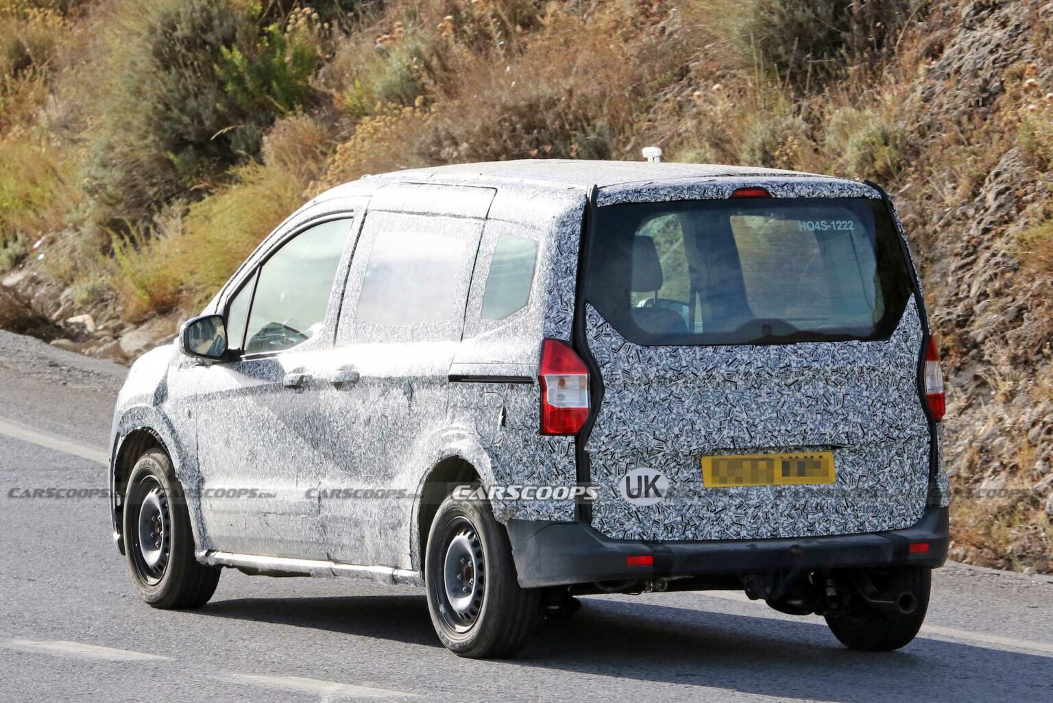 2024 Ford Transit / Tourneo Courier Mule Spotted With Puma Headlights ...