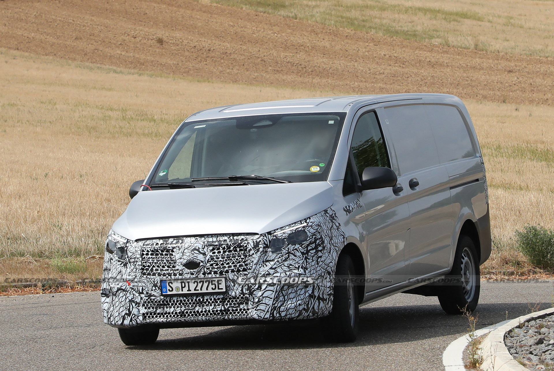 2024 Mercedes Benz Vito Facelift Spied Hiding Its New Face Carscoops   Mercedes Vito Facelift 1 