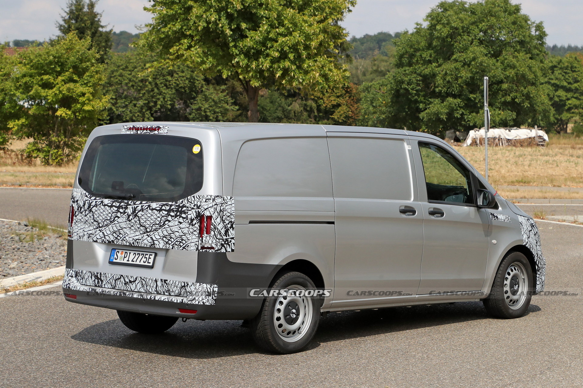 2024 MercedesBenz Vito Facelift Spied Hiding Its New Face Carscoops