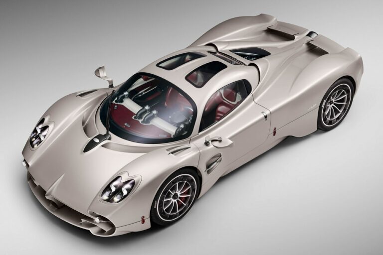 New Pagani Utopia Is 852 Hp Of Manual Shift Hypercar Heaven Carscoops