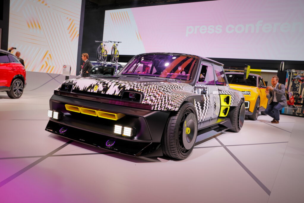 Renault R5 Turbo 3E Is A Modern EV Take On The Homologation Special ...