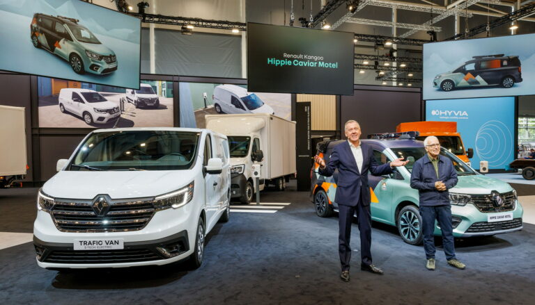 Renault Unveils Trafic Van E-Tech Electric LCV With A 149-Mile Range ...