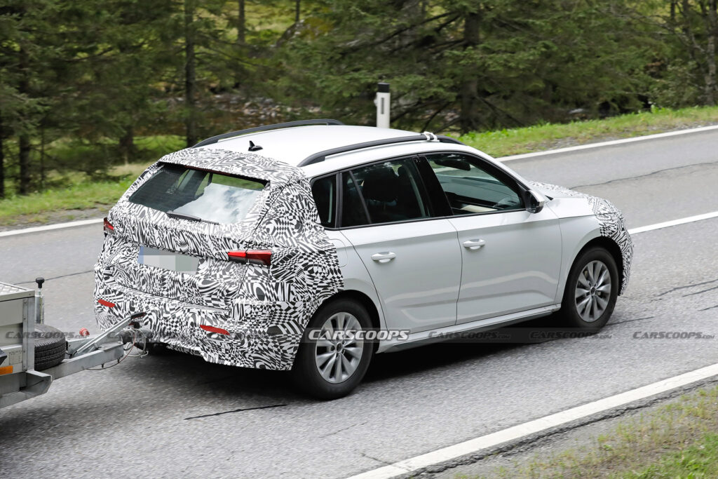 Facelifted Skoda Kamiq Spied Flaunting A Fresh Set Of Bumpers Carscoops