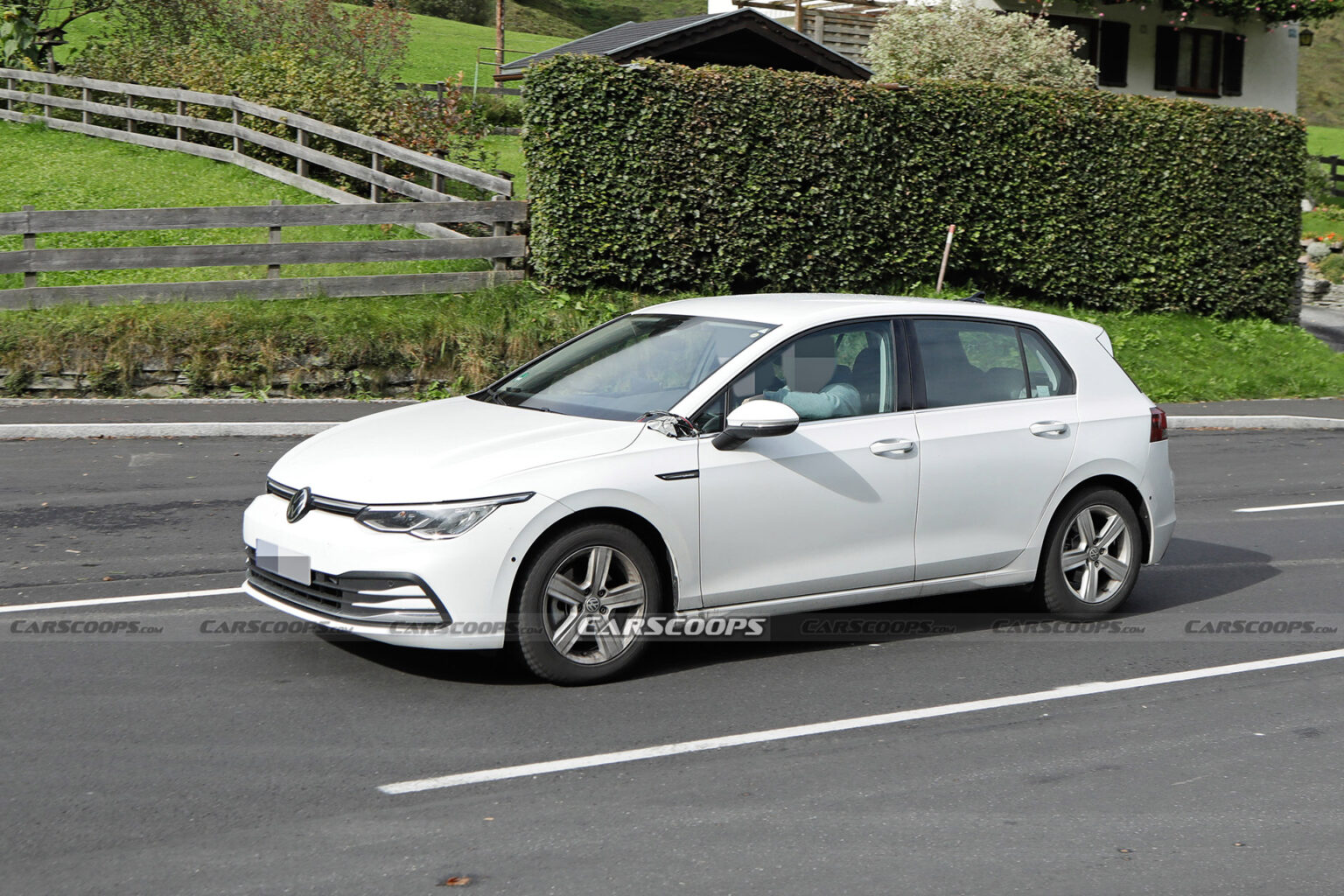 2024 VW Golf Facelift Reveals Larger Infotainment Screen In First Spy ...