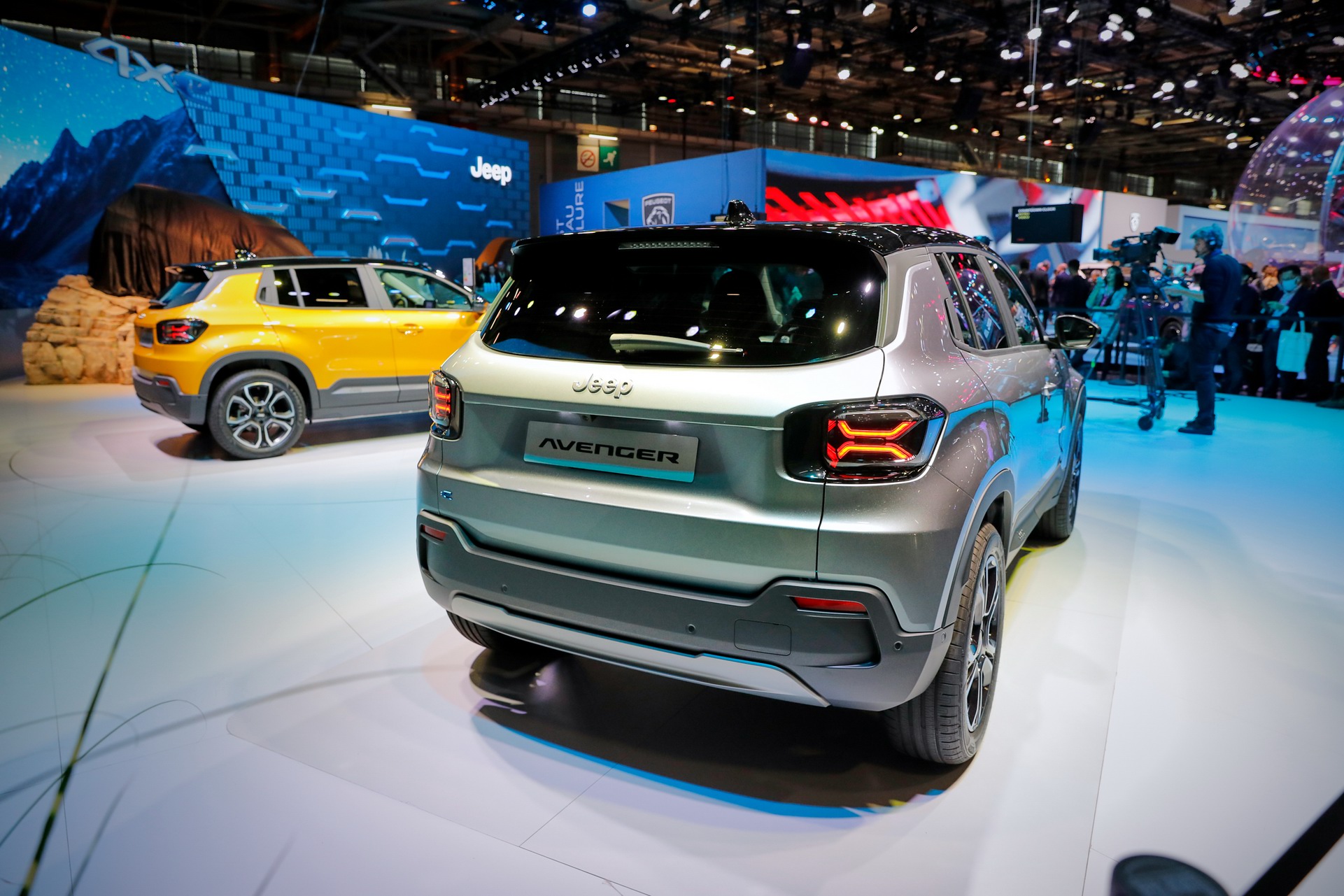Jeep reveals new Avenger EV with 400km range at Paris Motor Show